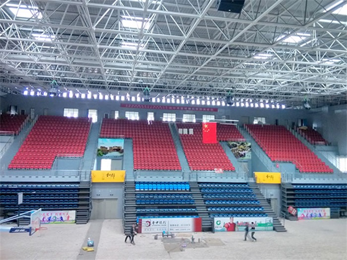 公主岭电厂体育馆网架加工